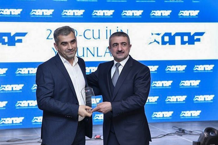 "Apasport"un baş redaktoru təltif edildi