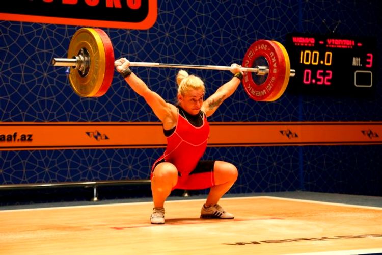 Boyanka Kostova Türkiyədə qızıl medal qazandı