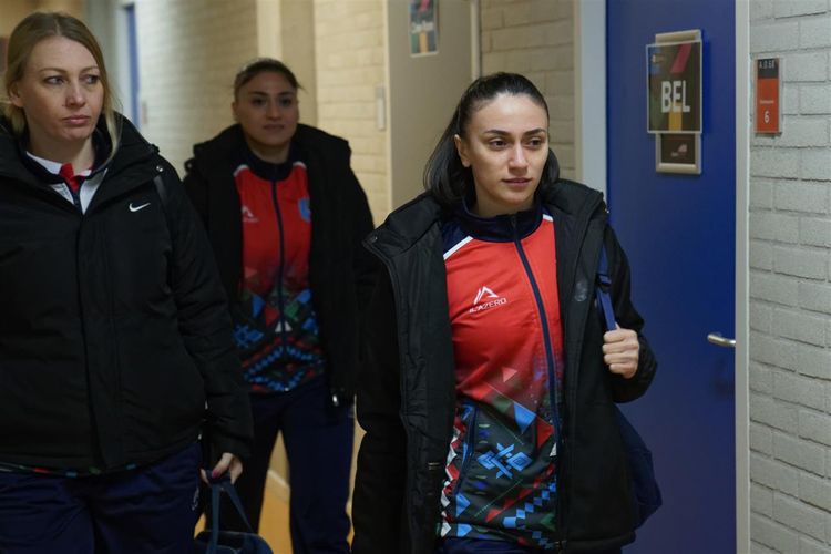 Azərbaycan Niderlanda "quru hesabla" uduzdu - YENİLƏNİB - FOTOSESSİYA