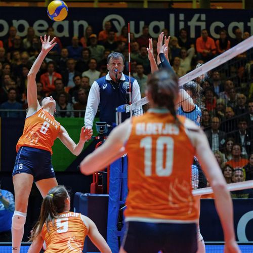 Azərbaycan Niderlanda "quru hesabla" uduzdu - YENİLƏNİB - FOTOSESSİYA