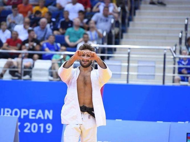 Hidayət Heydərov çəkisini dəyişdi