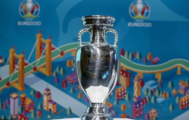 İtaliya AVRO-2020-nin təxirə salınmasını istəyir