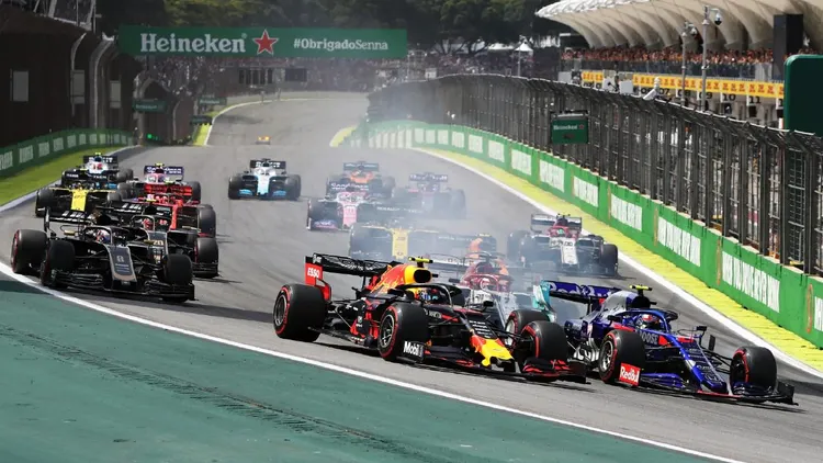 “Formula-1”də komanda sayı artırılır?