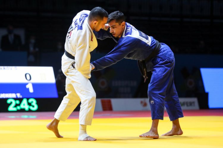 Orxan Səfərovun "qızıl yolu" - FOTOSESSİYA