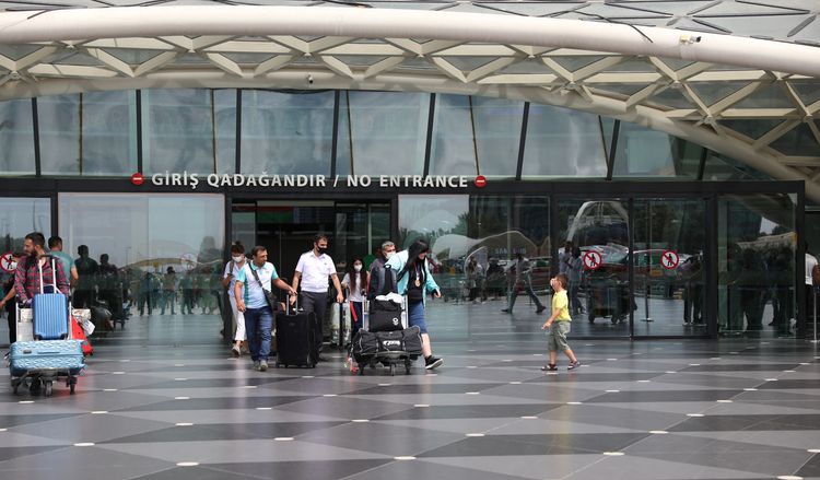 Olimpiadada bürünc medal qazanan cüdoçumuz Bakıya qayıtdı - FOTOSESSİYA