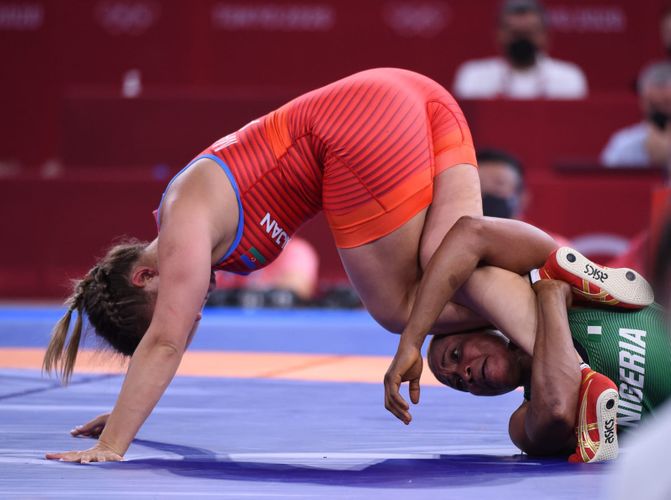 Elis Manolova startda uduzdu - FOTOSESSİYA