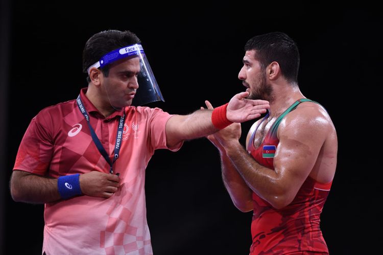 İslam Abbasov ilk görüşdə uduzdu - FOTOSESSİYA