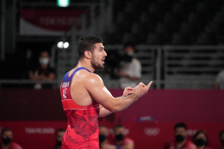 İslam Abbasov ilk görüşdə uduzdu - FOTOSESSİYA