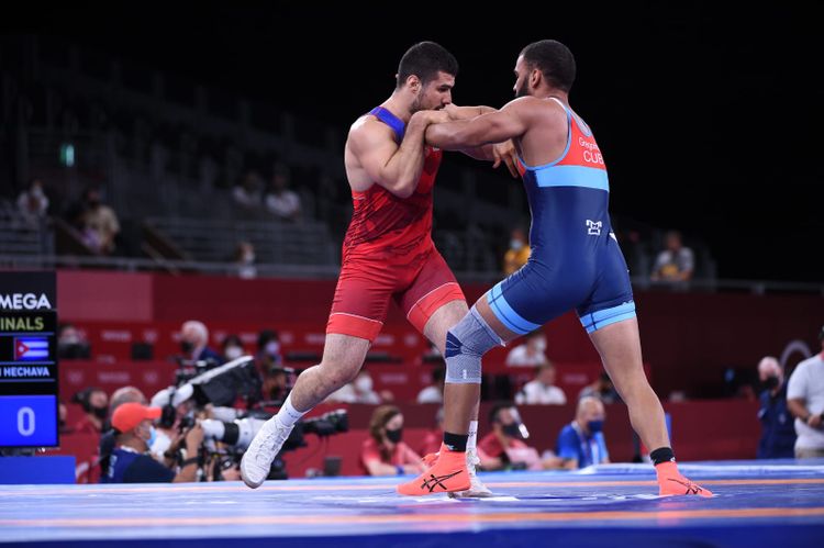 İslam Abbasov ilk görüşdə uduzdu - FOTOSESSİYA