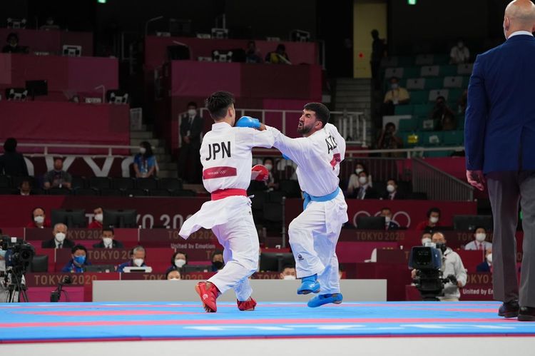 Karateçimizin yeganə qələbəsi - FOTOSESSİYA