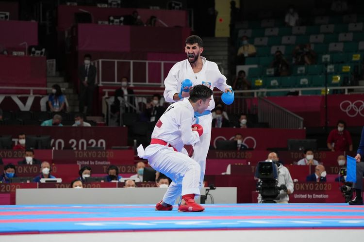 Karateçimizin yeganə qələbəsi - FOTOSESSİYA