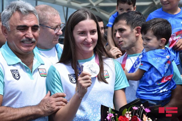 “Tatamidə hamını parçalaya bilərsən” – İrina Zaretska