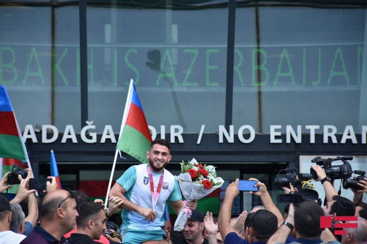 Tokio-2020: Son nümayəndə heyəti Bakıya qayıdıb - FOTOSESSİYA