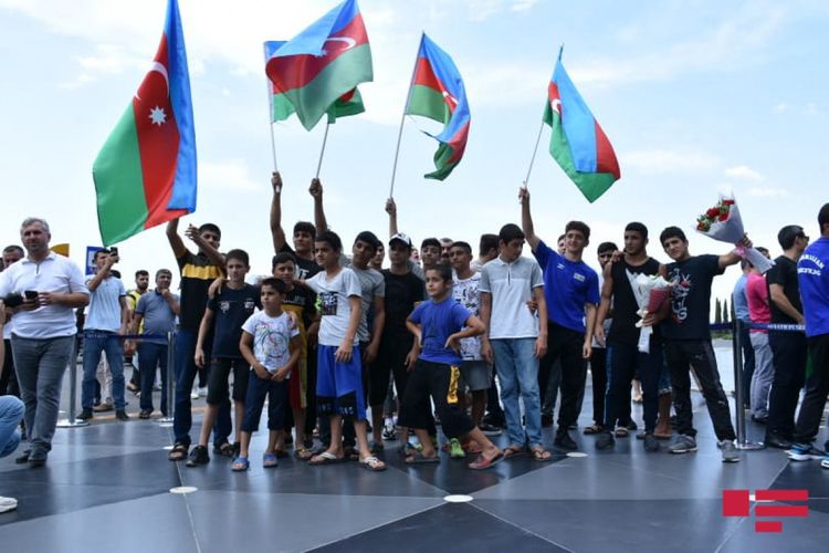 Tokio-2020: Son nümayəndə heyəti Bakıya qayıdıb - FOTOSESSİYA