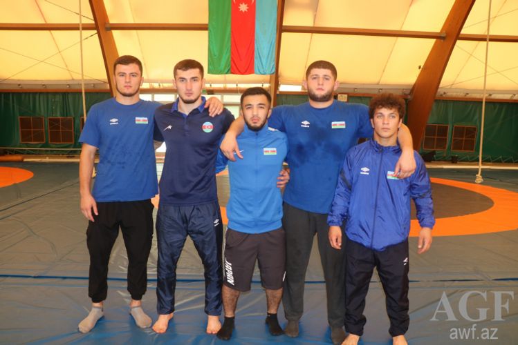 Güləşçilərimiz üçün 4 bürünc şansı - dünya çempionatında