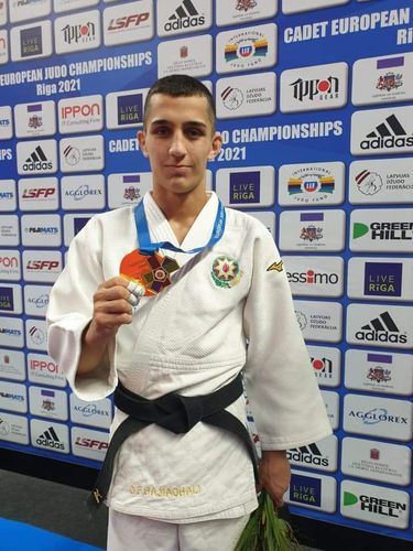 3 cüdoçumuz Avropa çempionu oldu - FOTOSESSİYA