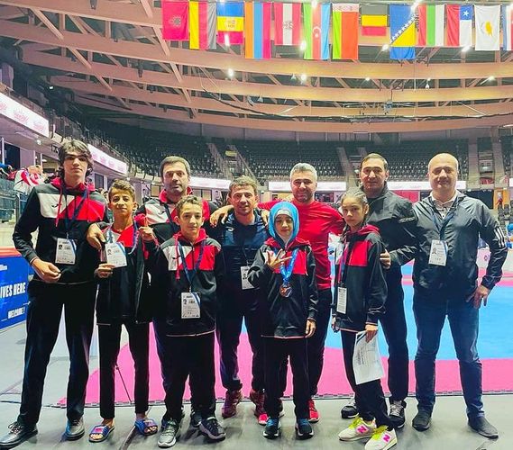 Avropa birinciliyindən 7 medalla qayıdır - taekvondoçularımız