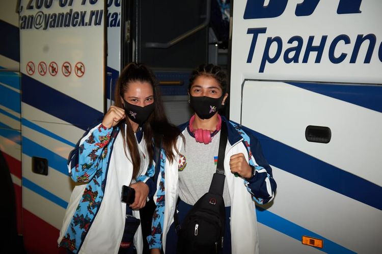 Nümayəndə heyətimizin ilk qrupu Kazanda  - FOTOSESSİYA