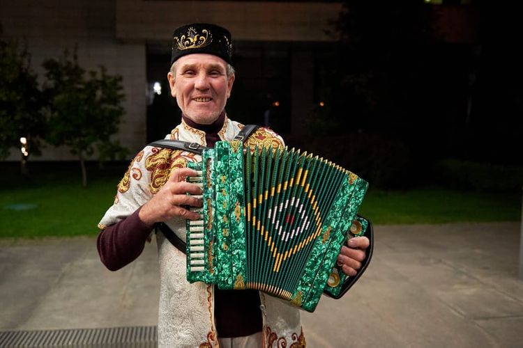 Nümayəndə heyətimizin ilk qrupu Kazanda  - FOTOSESSİYA