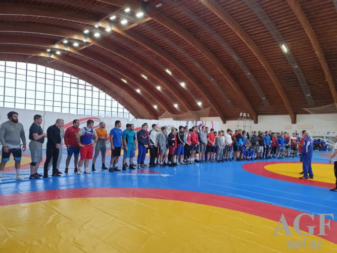 Biri Minskdə, digəri Mahaçqalada hazırlığa başladı – Azərbaycan yığmaları