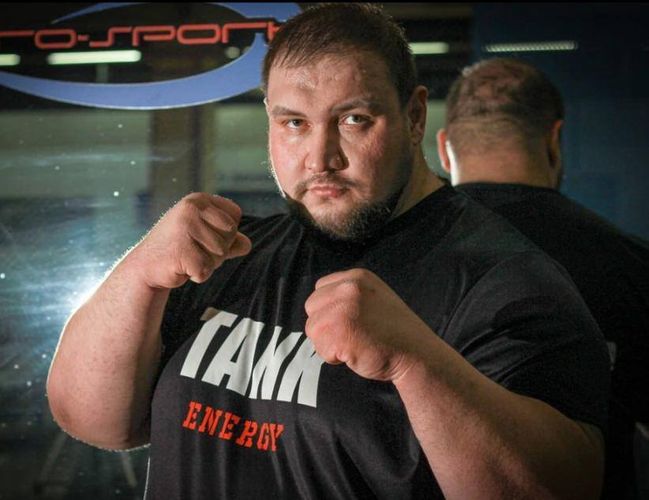 “Şapalaq onları uçuracaq” - Həbiblə Konnora ilişdi