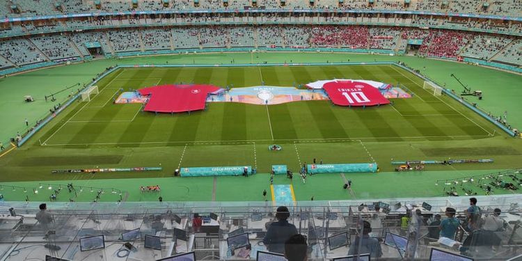 Bakıda Kristian Eriksenin forması qaldırıldı - AVRO-2020