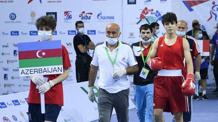 İki boksçumuz 1/4 finalda - Avropa birinciliyində 