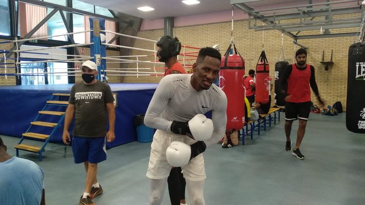 Boksçularımız Olimpiadaya hazırlığı İtaliyada davam etdirir - FOTOSESSİYA