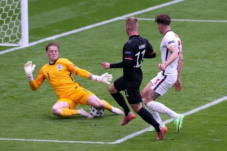 Qol buraxmadan ən çox oyun bitirənlər – Pikfordun ilk “5-liy”ə düşmək şansı