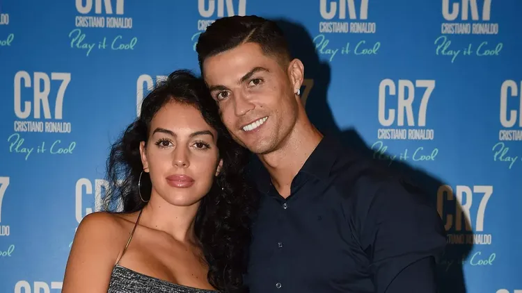 Ronaldo yeni otel açdı – gecəsi 137 avro