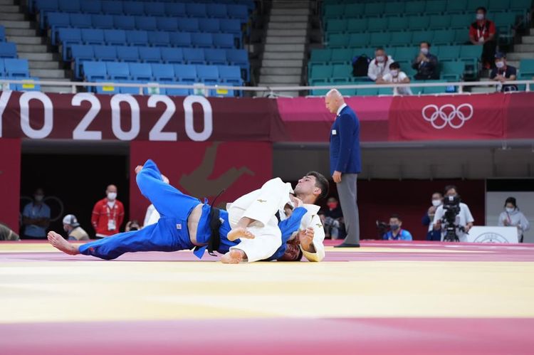 Rüstəmin 2 qələbəsinin və 1 məğlubiyyətinin - FOTOSESSİYAsı