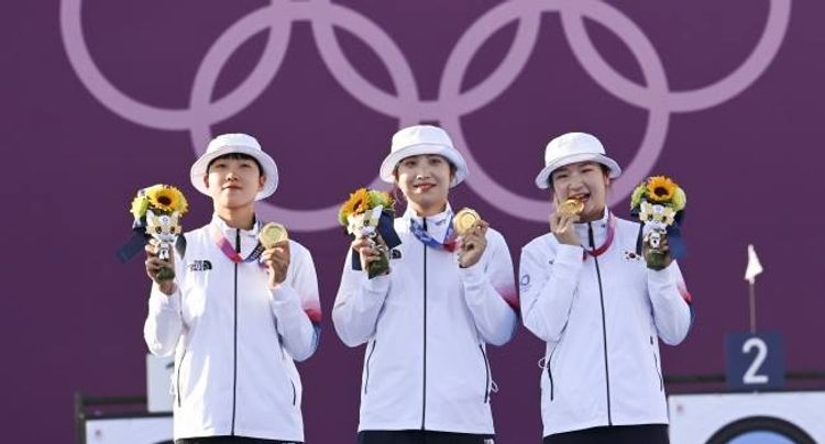 33 illik ənənə - 9-cu qızıl medal