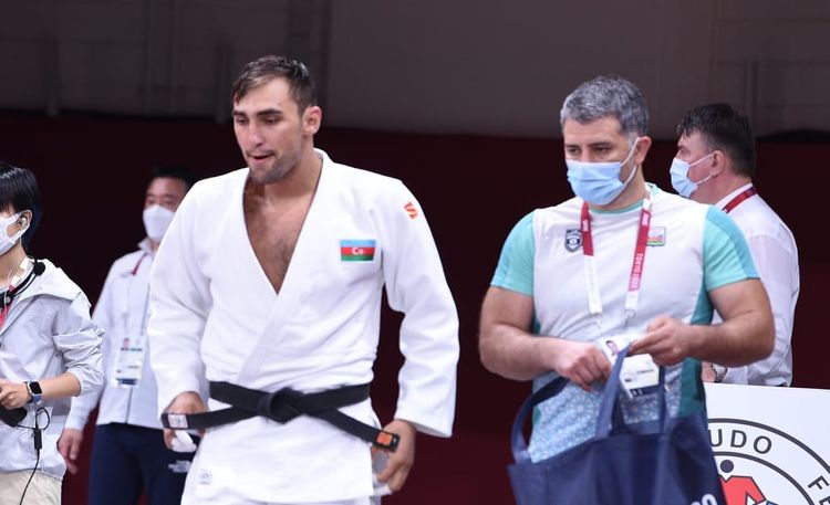 Bir qələbə, bir məğlubiyyət - FOTOSESSİYA