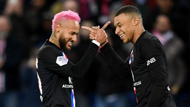 Bir-birinə “ilişdi” - Mbappe ilə Neymar