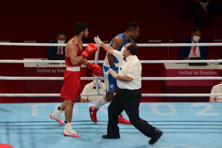 Dominqesi yarımfinala daşıyan zəfər - FOTOSESSİYA