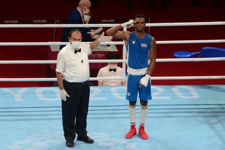 Dominqesi yarımfinala daşıyan zəfər - FOTOSESSİYA