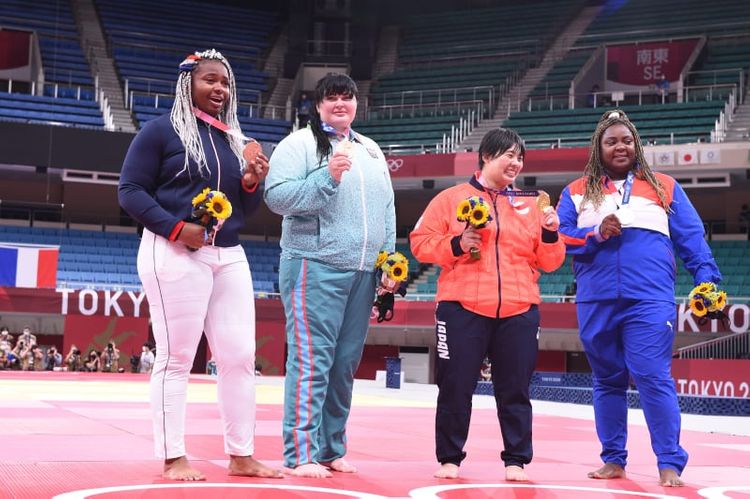 Tokio-2020: Cüdoçumuz fəxri kürsüdə - FOTOSESSİYA