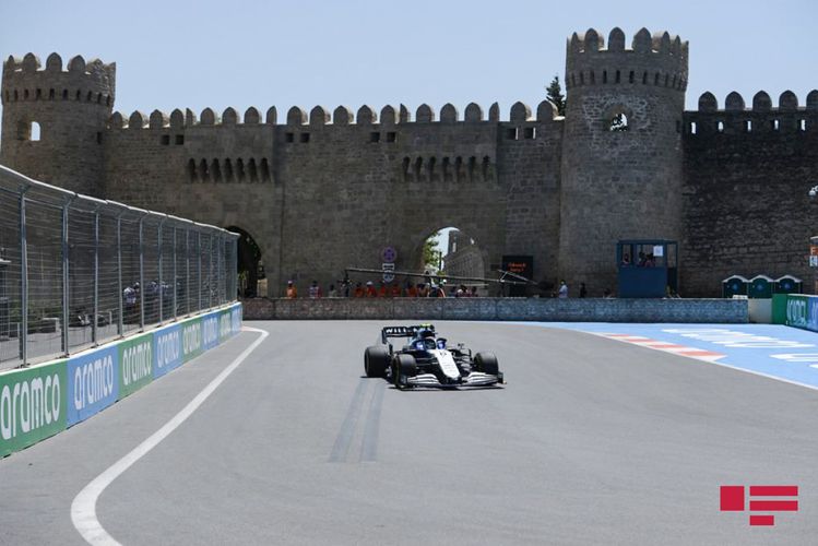 "Formula-1": İlk gündən FOTOSESSİYA