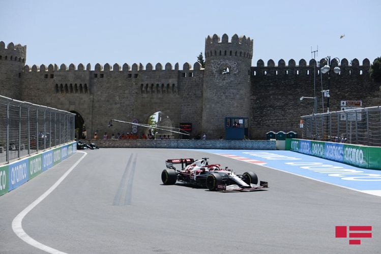 "Formula-1": İlk gündən FOTOSESSİYA