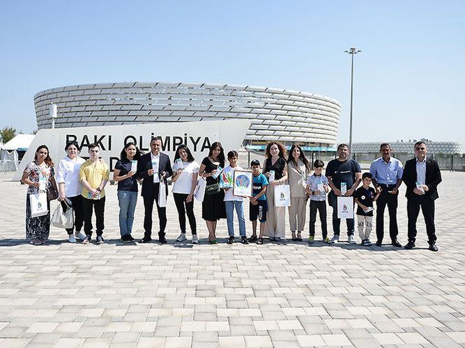 AFFA uşaqlara AVRO-2020-nin oyunlarına bilet hədiyyə edib - FOTOSESSİYA