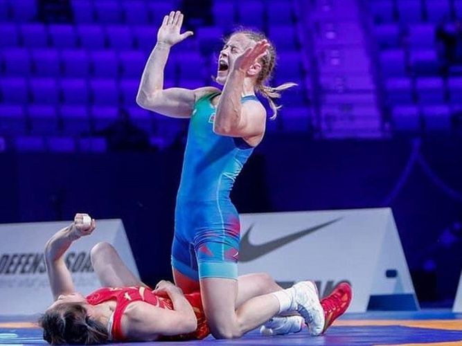 Polşada çempion oldu – Mariya Stadnik