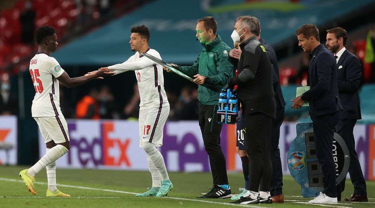 Qrupda qol buraxmayanda... – İngiltərə