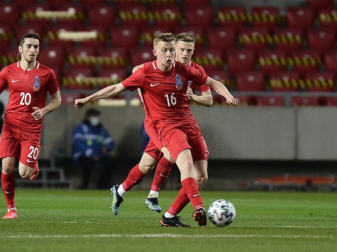 “Aleksey İsayevi buna görə öldürməyə dəyməz” – baş məşqçi