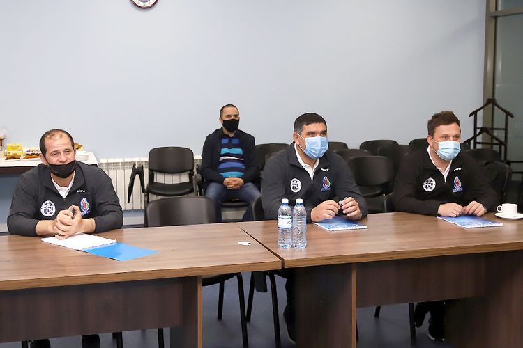 Kursa qatıldı - Premyer Liqa klublarının baş məşqçiləri