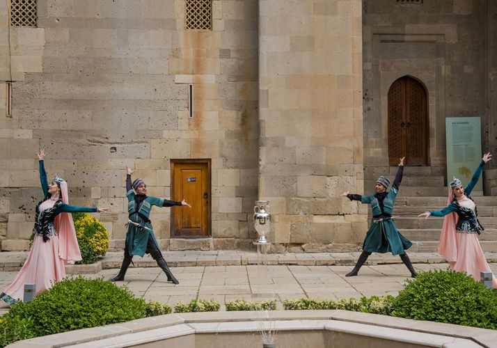 AVRO-2020: Kubok Azərbaycanı gəzir – FOTOSESSİYA