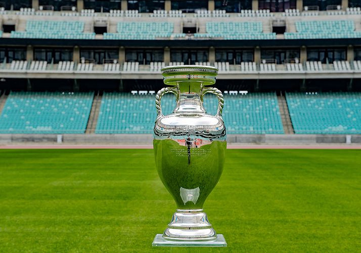 AVRO-2020-nin kubokunun Bakı gəzintisi davam edir - FOTOSESSİYA