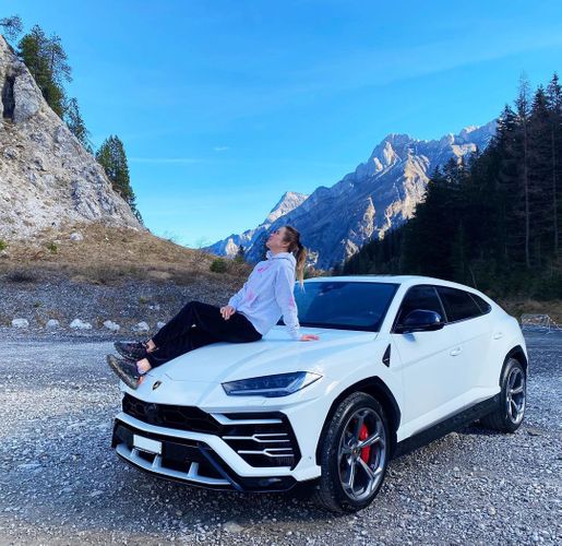 Göydələn önündə poza verdi – uduzandan sonra