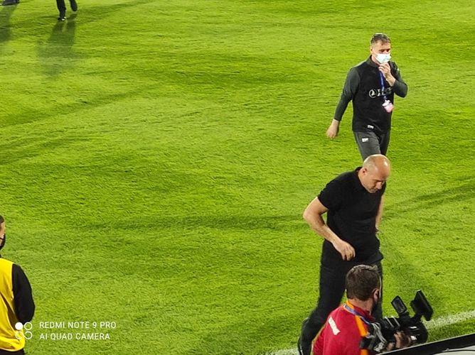 Samir Abasov göz yaşlarını saxlaya bilmədi - FOTO