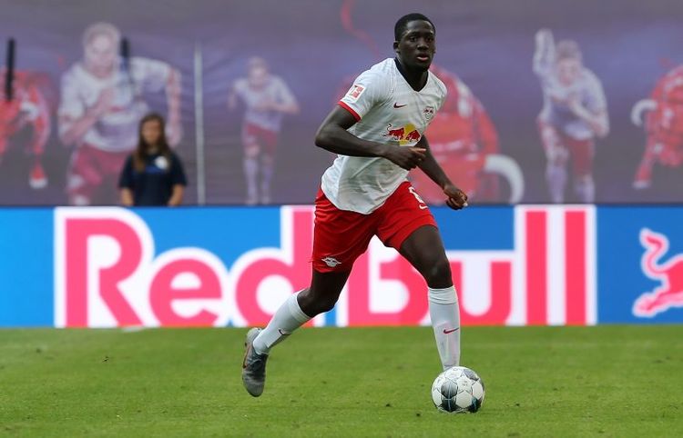 İlk transferi – “Liverpul”un