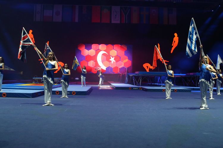 Fərid Qayıbov: “Hər bir günün xoş xatirələrlə dolu olacağına inanıram”